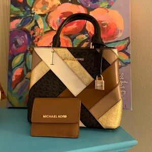 MICHAEL KORS purse